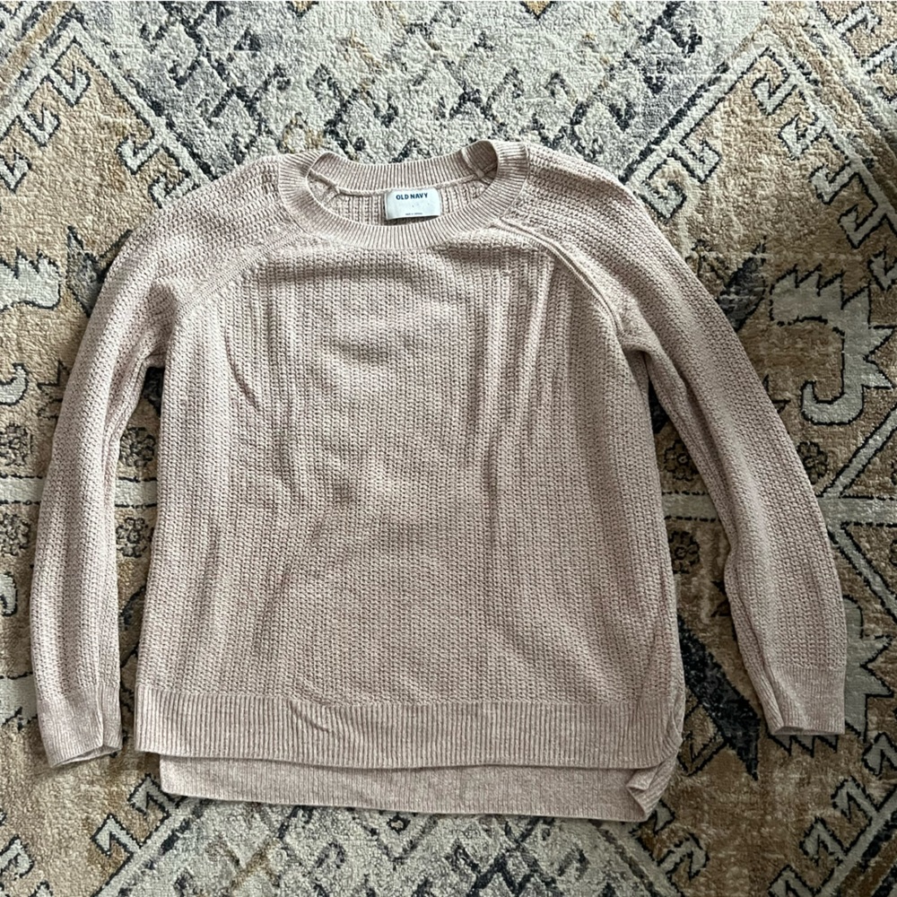 Old navy sweater